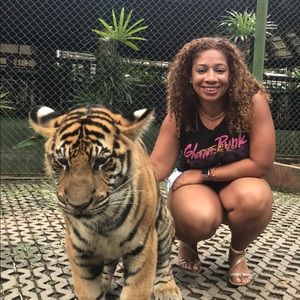 Meet your Posher, Shanelle